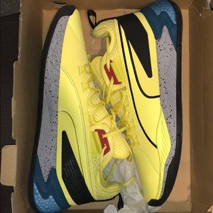 Puma Uproar Hybrid Court Thunder